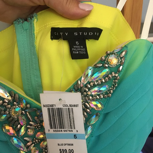 (NWT) strapless Jewel Prom/wedding Gown sz 5 - Picture 6 of 8